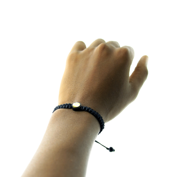 Yaread_  Unisex Hand Made Black String  Bracelet